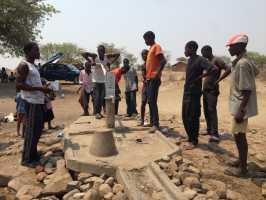 Active Aid in Africa, Reparatur von Brunnen in Jombo, Malawi