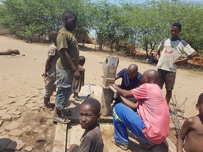 Brunnen defekt in Lukwa, Malawi