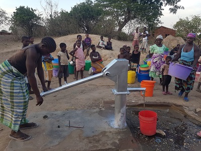 Active Aid in Africa, Reparatur von Brunnen in Nthumba, Malawi
