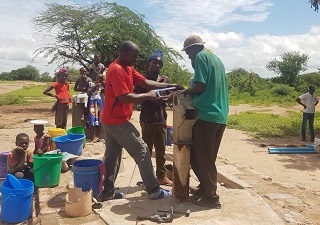 Defekter Brunnen in Ntolongo, Tengani, Malawi