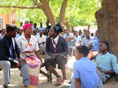 Drama Group an  der Mpatsa CDSS, Tengani, Malawi in Englisch