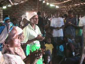 Gottesdienst in Ngona, Süd-Malawi