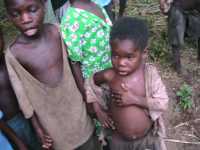 Kinder von Mbundu
