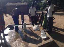 Defekter Brunnen in Nyamula, Tengani, Malawi