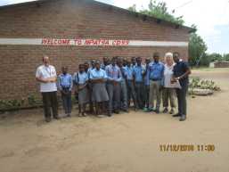 Active Aid in Africa bei der Mpatsa CDSS, Malaewi, Treffen mit Schülern