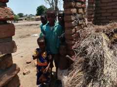 Zyklon Idai - Schaden am Haus von Familie Hijab in Nthumba, Kreis Tengani, Malawi