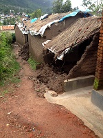 Durch Flut zerstörtes Haus, Malawi