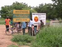 Projektschild an der Hauptstrasse, Ngona, Tengani, Malawi
